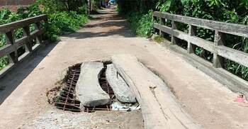 মরণফাঁদ সেই বৈঠারপাড় সেতুর নির্মাণ কাজ শুরু হচ্ছে