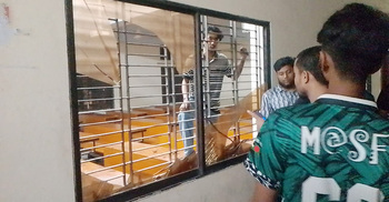 বেরোবিতে তিন বিভাগের সংঘর্ষের ঘটনায় ৮ শিক্ষার্থী বহিষ্কার