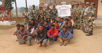 BSF picks up 23 Bangladeshis from Feni border