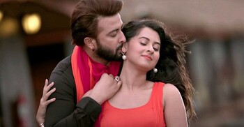 শাকিব খানের পরামর্শে সন্তান জন্ম দিতে কোথায় যাচ্ছেন বুবলী