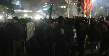 শাহবাগে ছাত্র-জনতার সঙ্গে যোগ দিলো বুয়েট শিক্ষার্থীরা