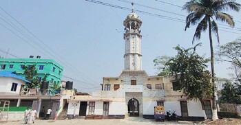 যে মসজিদে নামাজ পড়েছিলেন প্রেসিডেন্ট জিয়াউর রহমান