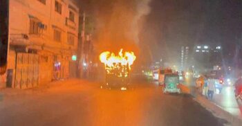 গাজীপুরে চলন্ত বাসে হঠাৎ আগুন