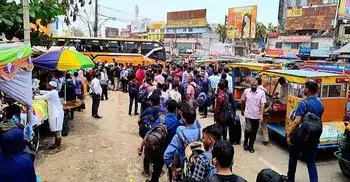 ঈদযাত্রায় বাসে বাড়তি ভাড়া নেওয়া হচ্ছে না