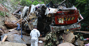 17 killed as school bus plunges into ravine in Colombia