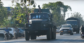 তাৎক্ষণিক যুদ্ধবিরতিতে সম্মত থাইল্যান্ড ও কম্বোডিয়া