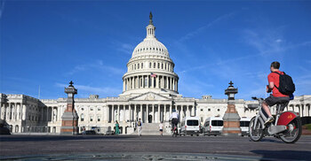 মার্কিন সরকারে শাটডাউন চলছে, এখন কী হতে পারে?