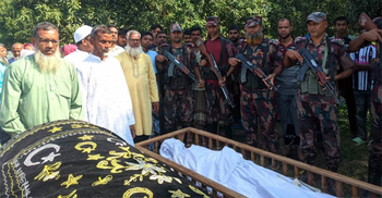 শূন্যরেখায় বৃদ্ধার মরদেহ দেখার সুযোগ পেলেন স্বজনরা