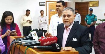 Observers who termed last 3 polls fair won’t be allowed: CEC