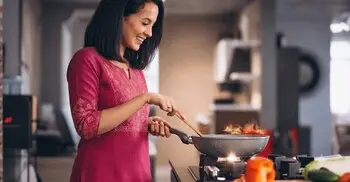গ্যাস কমে গেলে ঝামেলা ছাড়া রান্না করার উপায়