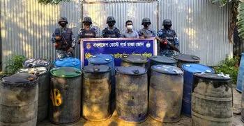 মজুত ২৮০০ লিটার ডিজেল জব্দ, ৪ ব্যবসায়ীকে জরিমানা