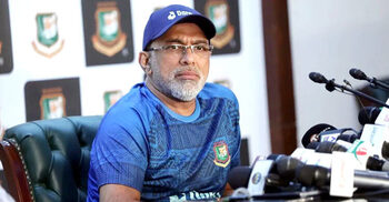 Hathurusingha claims he fled Bangladesh ‘fearing for his life’