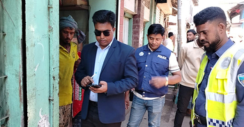 চাঁদপুরে তিন দোকান মালিকের জরিমানা