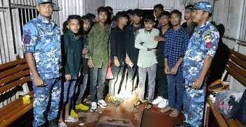 মেঘনায় ঝড়ের কবলে পড়া ২২ শিক্ষার্থীকে উদ্ধার করলো কোস্টগার্ড