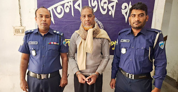 চাঁদপুরে দোকানে চোরাই মোবাইল রাখার অভিযোগে ইউপি সদস্য আটক