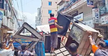 চাঁদপুরে অর্ধশতাধিক অবৈধ স্থাপনা উচ্ছেদ-জরিমানা
