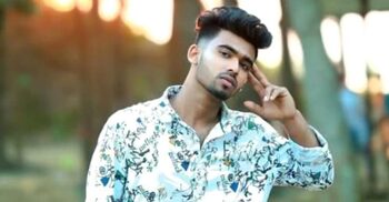 মরিচের গুঁড়া ছিটিয়ে যুবককে কুপিয়ে হত্যা
