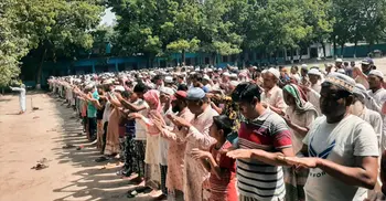 চাঁপাইনবাবগঞ্জে বৃষ্টির জন্য নামাজ, বিশেষ দোয়া