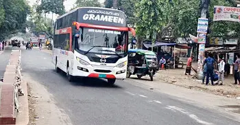 চাঁপাইনবাবগঞ্জে ধর্মঘট প্রত্যাহার, বাস চলাচল শুরু