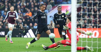 ব্রাজিল তারকার দুর্দান্ত হ্যাটট্রিক, জয়ে ফিরলো চেলসি