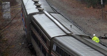 চীনে ট্রেন দুর্ঘটনায় নিহত ১১