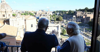 রোমে ২ হাজার বছরের প্রত্নতাত্ত্বিক স্থাপনা পরিদর্শনে ড. ইউনূস