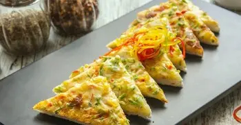 ১০ মিনিটে তৈরি করুন মুখরোচক চিলি চিজ টোস্ট