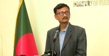 চীন থেকে অস্ত্র কিনলে নিষেধাজ্ঞার আশঙ্কা দেখছে না সরকার