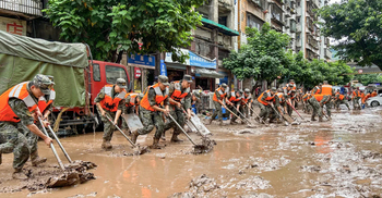 Severe floods kill 15 in southwest China