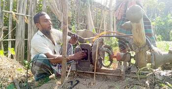 চোখে দেখেন না তবুও তিনি নিখুঁত মিস্ত্রি