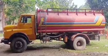 চুয়াডাঙ্গায় ৯ হাজার লিটার জ্বালানি তেলসহ আটক ৪