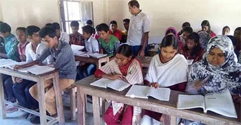 স্কুলে এক ধর্মের ৩০ শিক্ষার্থী থাকলে ধর্ম শিক্ষক নিয়োগ দিতে হবে