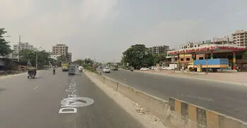 যাত্রাবাড়ীতে গাড়ির ধাক্কায় অজ্ঞাতপরিচয় যুবক নিহত