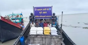 মিয়ানমারে পাচারের সময় ২৪৫০০ কেজি সার জব্দ, আটক ৬ পাচারকারী