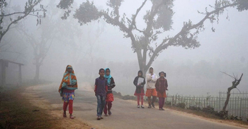 Mild cold wave sweeping over parts of country