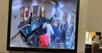 ছাত্রলীগ কর্মীকে দলে অন্তর্ভুক্ত করা নিয়ে ছাত্রদলের দুই গ্রুপের সংঘর্ষ