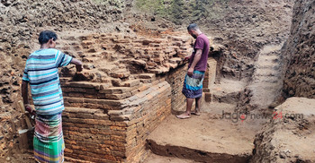লালমাই পাহাড়ে প্রাচীন নিদর্শনের খোঁজ, চলছে খননকাজ