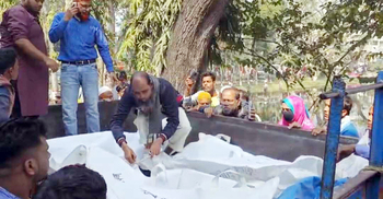 কুমিল্লায় কাভার্ডভ্যান-অটোরিকশা সংঘর্ষে নিহত ৫