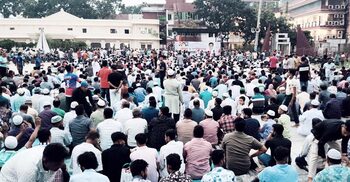 হাজী ইয়াছিনের মনোনয়ন প্রত্যাশায় রোজা-গণইফতার