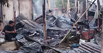 কুমিল্লায় মধ্যরাতে আগুনে পুড়লো ৩ ঘর