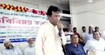 রাজনীতিবিদরা নিজেরা খাই আসি মাদকবিরোধী বক্তৃতা দেয়: এমপি মোবাশ্বের