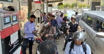 বিকেলে বসছে ক্রয় কমিটির বৈঠক, আসতে পারে তেল কেনার বড় সিদ্ধান্ত