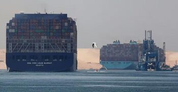 US sinks 3 ships, kills 10 after Houthi Red Sea attack