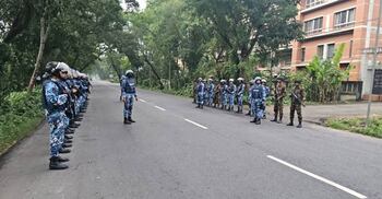 গোপালগঞ্জে পুলিশ, সেনাবাহিনী, বিজিবির সঙ্গে যোগ দিয়েছে কোস্টগার্ড