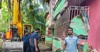 ৪৩ বছর পর সাড়ে তিন একর জমি ফিরে পেলেন মালিক