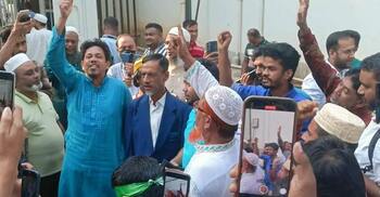 শেখ হাসিনার রায়ের পর স্লোগানে উত্তাল হাইকোর্ট এলাকা