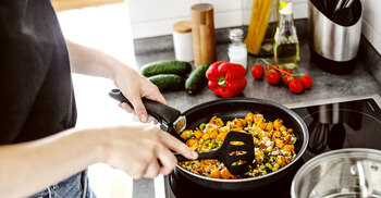 অফিসে যাওয়ার আগে ঝটপট রান্নার সহজ কৌশল