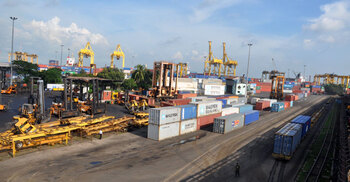 প্রক্রিয়াজাত খাদ্যপণ্য শিল্পকে ঝুঁকিতে ফেলবে বাড়তি বন্দর মাশুল