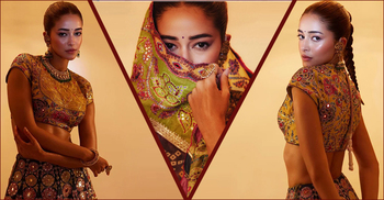 বন্ধুর মেহেদিতে ফ্যাশনের আলো ছড়ালেন অনন্যা