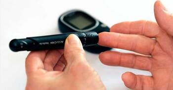 ডায়াবেটিস নিয়ন্ত্রণে যে খাবারগুলো এড়িয়ে চলবেন